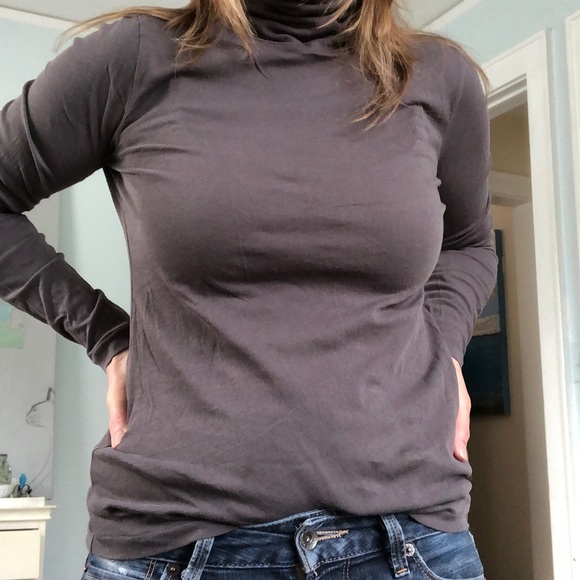 J Crew tissue turtleneck - Picture 2 of 4